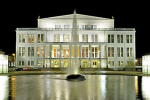 A L’OPERA DE LEIPZIG – IN THE LEIPZIG OPERA HOUSE